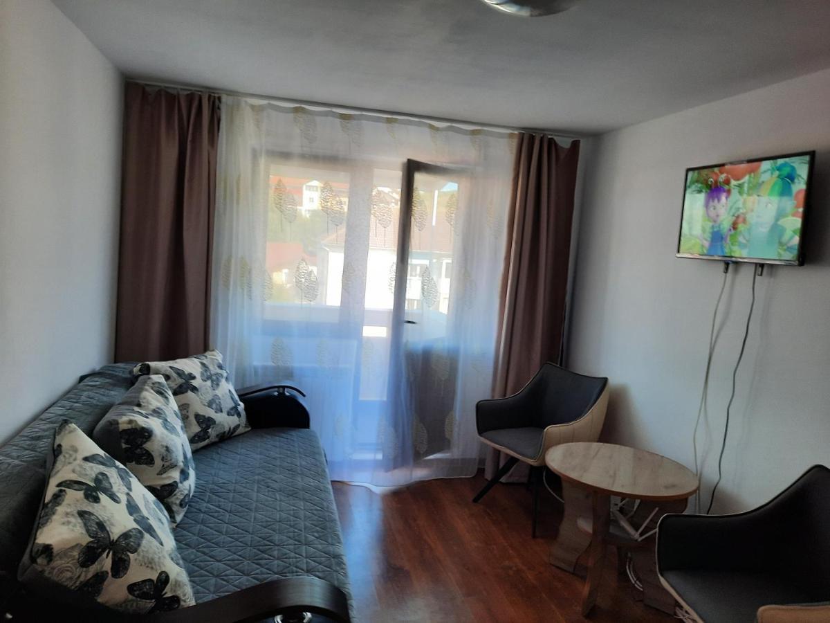 Apartament In Regim Hotelier Deva Eksteriør bilde